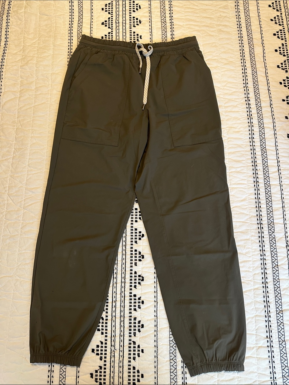 Women’s Vuori 7/8 cropped joggers